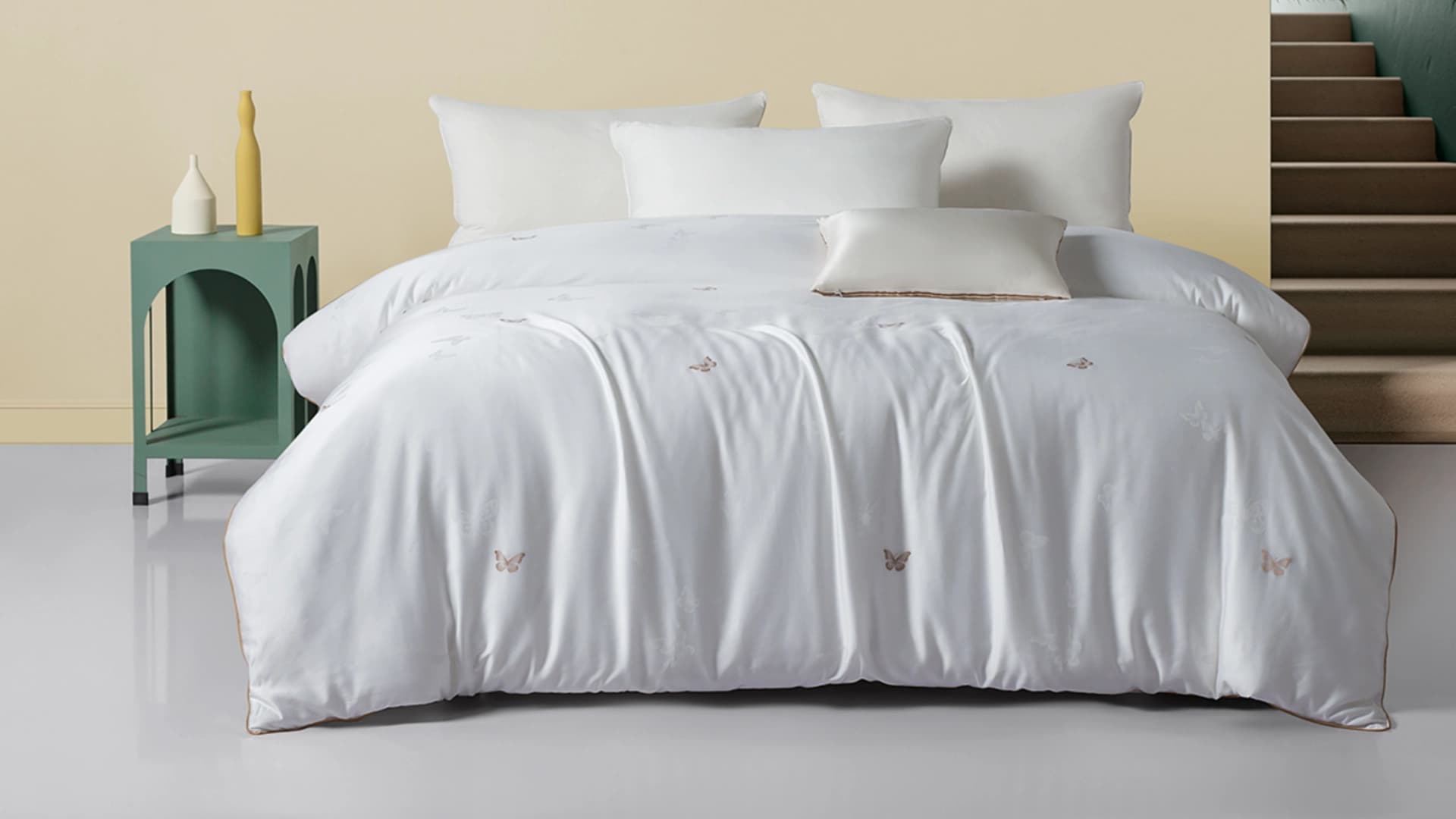 Blowout & Unbeatable Prices